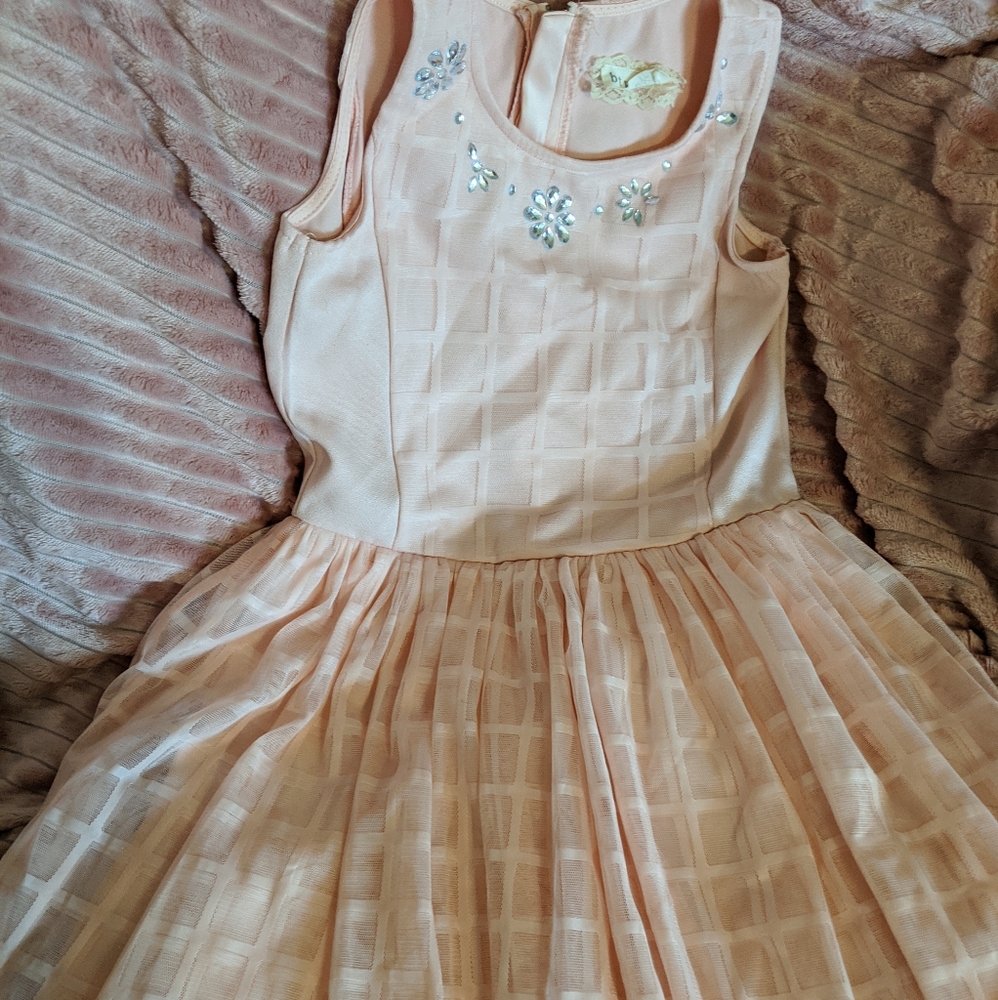 Girl's formal dress
